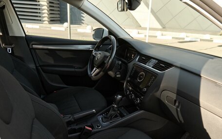 Skoda Octavia, 2018 год, 1 906 300 рублей, 6 фотография