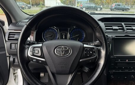 Toyota Camry, 2014 год, 1 950 000 рублей, 10 фотография