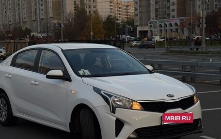 KIA Rio IV, 2021 год, 1 700 000 рублей, 1 фотография
