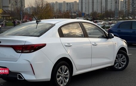 KIA Rio IV, 2021 год, 1 700 000 рублей, 6 фотография