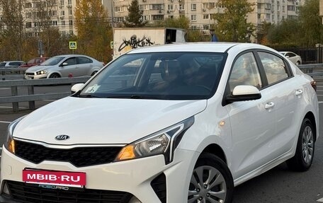 KIA Rio IV, 2021 год, 1 700 000 рублей, 3 фотография