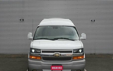Chevrolet Express II, 2020 год, 10 849 900 рублей, 2 фотография