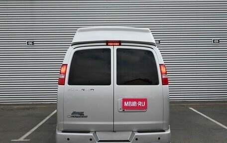 Chevrolet Express II, 2020 год, 10 849 900 рублей, 4 фотография