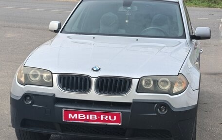 BMW X3, 2004 год, 830 000 рублей, 1 фотография