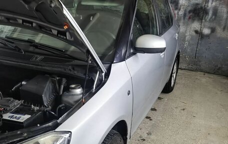 Skoda Fabia II, 2013 год, 420 000 рублей, 3 фотография