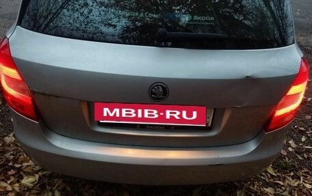 Skoda Fabia II, 2013 год, 420 000 рублей, 2 фотография