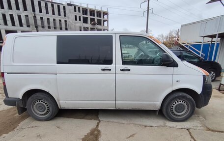 Volkswagen Transporter T5 рестайлинг, 2014 год, 700 000 рублей, 4 фотография