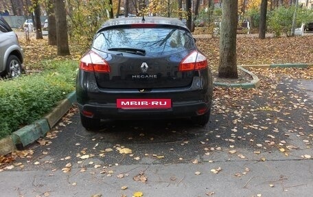 Renault Megane III рестайлинг, 2013 год, 800 000 рублей, 2 фотография