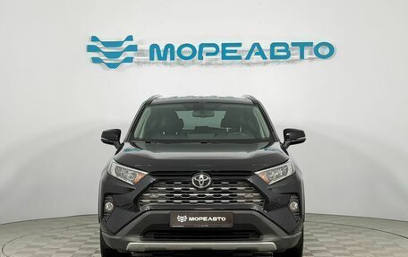Toyota RAV4, 2020 год, 2 590 000 рублей, 2 фотография