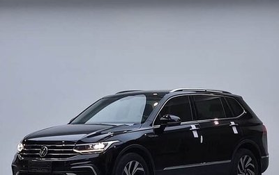 Volkswagen Tiguan II, 2022 год, 2 800 000 рублей, 1 фотография
