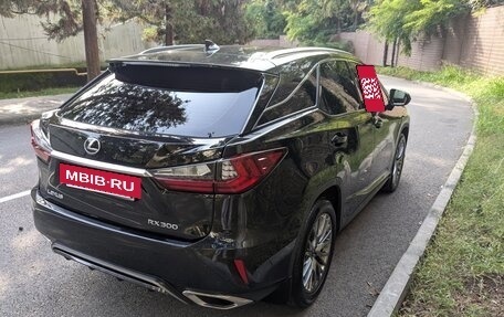 Lexus RX IV рестайлинг, 2018 год, 4 050 000 рублей, 18 фотография