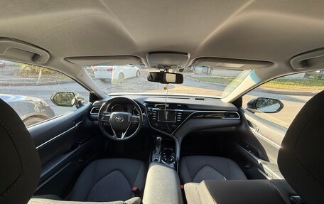 Toyota Camry, 2019 год, 2 900 000 рублей, 19 фотография