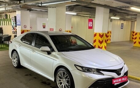 Toyota Camry, 2019 год, 2 900 000 рублей, 25 фотография