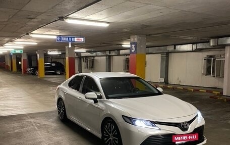 Toyota Camry, 2019 год, 2 900 000 рублей, 30 фотография