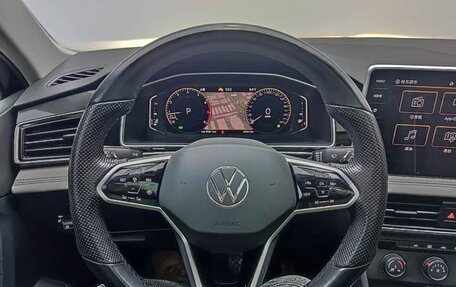 Volkswagen Tiguan II, 2022 год, 2 800 000 рублей, 12 фотография