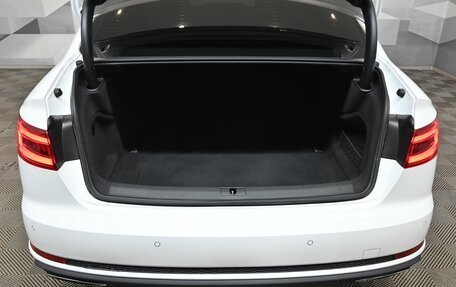 Audi A4, 2019 год, 2 700 000 рублей, 7 фотография