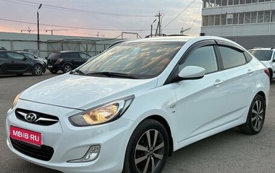 Hyundai Solaris II рестайлинг, 2013 год, 897 000 рублей, 1 фотография