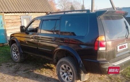 Mitsubishi Pajero Sport II рестайлинг, 2004 год, 480 000 рублей, 3 фотография