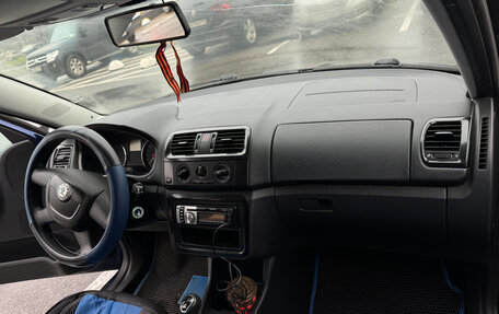 Skoda Fabia II, 2010 год, 650 000 рублей, 21 фотография