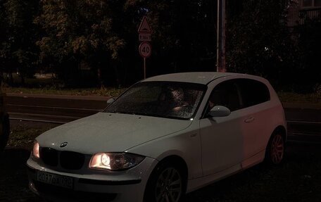 BMW 1 серия, 2009 год, 700 000 рублей, 7 фотография