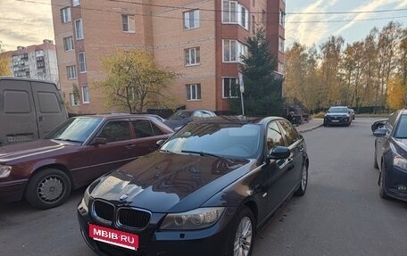 BMW 3 серия, 2009 год, 970 000 рублей, 18 фотография