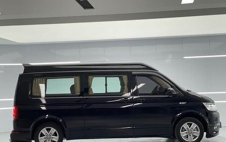 Volkswagen Caravelle T6 рестайлинг, 2019 год, 5 665 000 рублей, 6 фотография