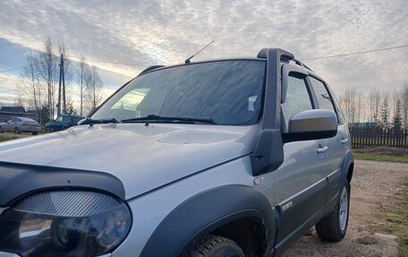 Chevrolet Niva I рестайлинг, 2016 год, 670 000 рублей, 2 фотография