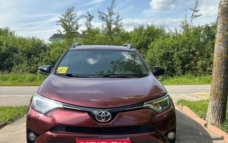 Toyota RAV4, 2019 год, 3 580 000 рублей, 3 фотография
