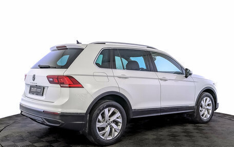 Volkswagen Tiguan II, 2021 год, 2 500 000 рублей, 5 фотография