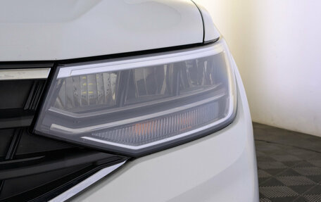 Volkswagen Tiguan II, 2021 год, 2 500 000 рублей, 11 фотография