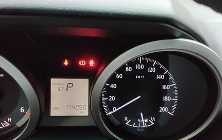 Toyota Land Cruiser Prado 150 рестайлинг, 2013 год, 2 600 000 рублей, 2 фотография