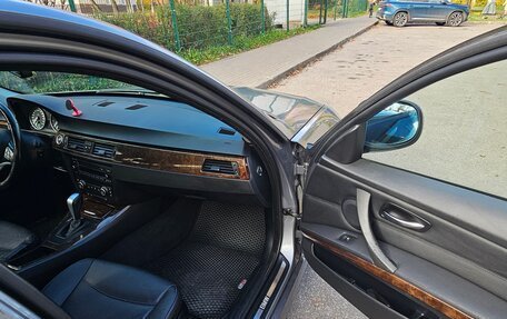 BMW 3 серия, 2008 год, 930 000 рублей, 9 фотография