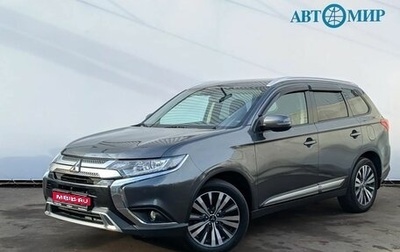 Mitsubishi Outlander III рестайлинг 3, 2021 год, 2 120 000 рублей, 1 фотография