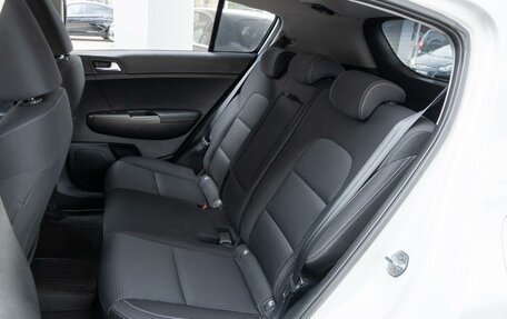KIA Sportage IV рестайлинг, 2021 год, 2 250 000 рублей, 10 фотография