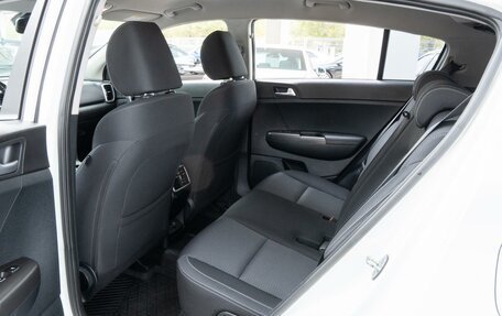 KIA Sportage IV рестайлинг, 2021 год, 2 250 000 рублей, 12 фотография