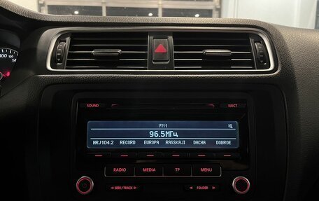 Volkswagen Jetta VII, 2012 год, 1 000 000 рублей, 14 фотография
