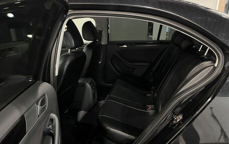 Volkswagen Jetta VII, 2012 год, 1 000 000 рублей, 23 фотография