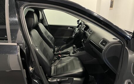 Volkswagen Jetta VII, 2012 год, 1 000 000 рублей, 27 фотография