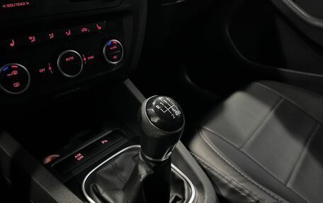 Volkswagen Jetta VII, 2012 год, 1 000 000 рублей, 29 фотография
