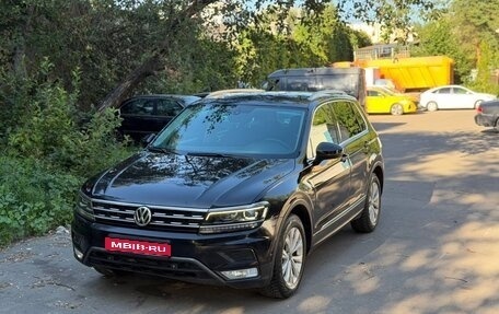 Volkswagen Tiguan II, 2017 год, 2 140 000 рублей, 1 фотография