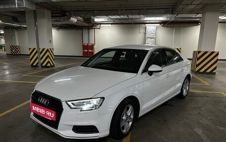 Audi A3, 2018 год, 1 300 000 рублей, 4 фотография