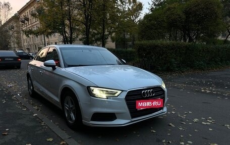 Audi A3, 2018 год, 1 300 000 рублей, 13 фотография