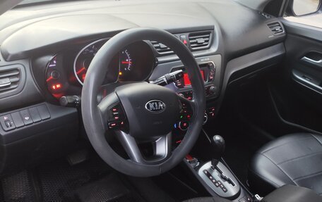 KIA Rio III рестайлинг, 2013 год, 850 000 рублей, 8 фотография