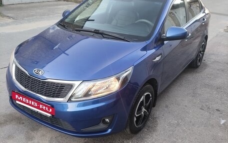 KIA Rio III рестайлинг, 2013 год, 850 000 рублей, 10 фотография