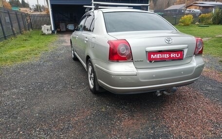 Toyota Avensis III рестайлинг, 2006 год, 500 000 рублей, 4 фотография