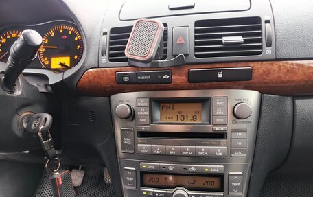 Toyota Avensis III рестайлинг, 2006 год, 500 000 рублей, 19 фотография