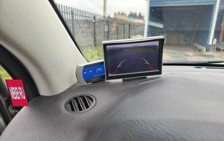 Toyota Avensis III рестайлинг, 2006 год, 500 000 рублей, 26 фотография