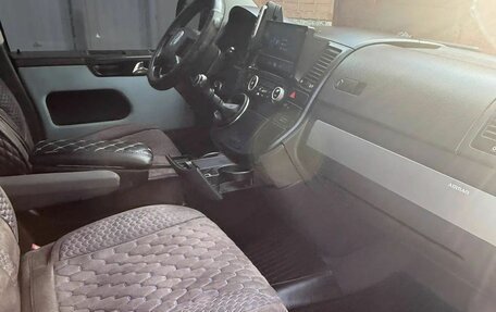 Volkswagen Multivan T5, 2006 год, 1 275 000 рублей, 7 фотография