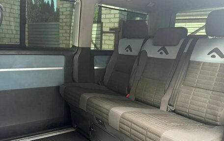 Volkswagen Multivan T5, 2006 год, 1 275 000 рублей, 4 фотография