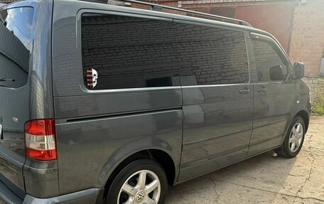 Volkswagen Multivan T5, 2006 год, 1 275 000 рублей, 14 фотография